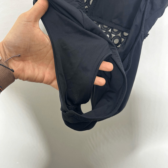 BECCA Siren Plunging One Piece Swimsuit navy blue eyelet full coverage womens S - Picture 7 of 7